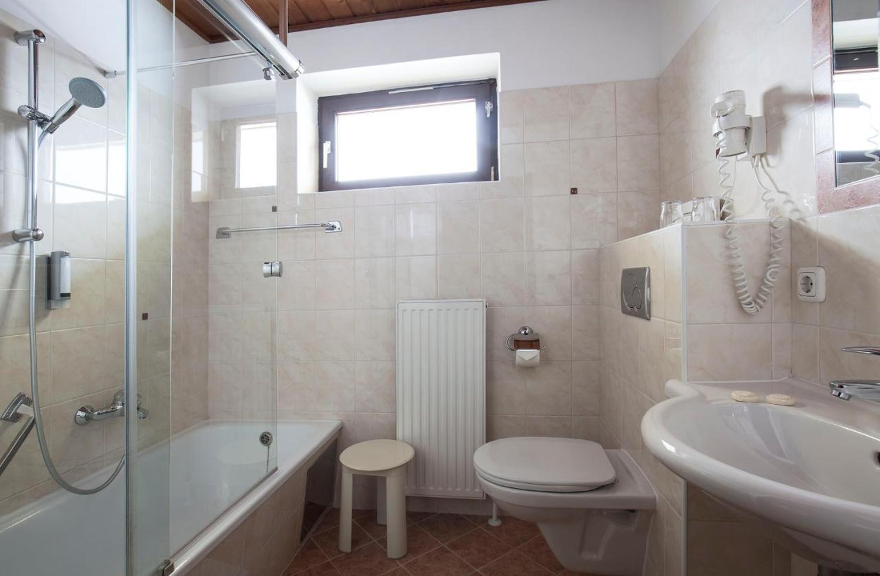 Landhotel Agathawirt Bad Goisern Luaran gambar